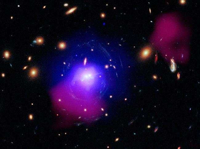 Multiwavelength Image of SDSS J1531